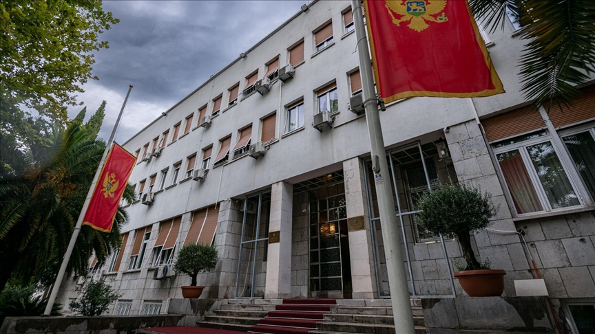 Shpallen 3 ditë zie në Mal të Zi pas masakrës në Cetinjë