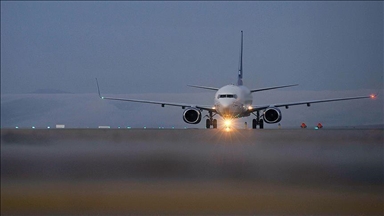 خلبان پرواز مشهد - استانبول به دلیل نقص فنی حاضر به پرواز نشد