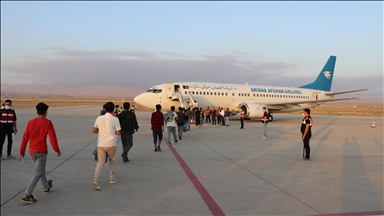 Li Îdirê 136 koçberên bêdestûr ên Efxanistanî ber bi welatên wan va hatin şandin