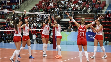 Kadın Milli Voleybol Takımı, Konya'da altın madalyaya odaklandı