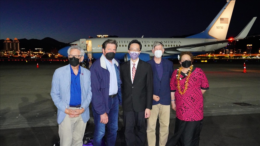 US lawmakers land in Taiwan amid soaring China tensions