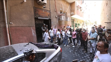 Mısır'daki kilise yangınında ölenlerin ailelerine ve yaralılara tazminat ödenecek