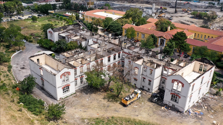 Balıklı Rum Hastanesinin itfaiye raporuna göre yangının çıkış nedeni belirlenemedi