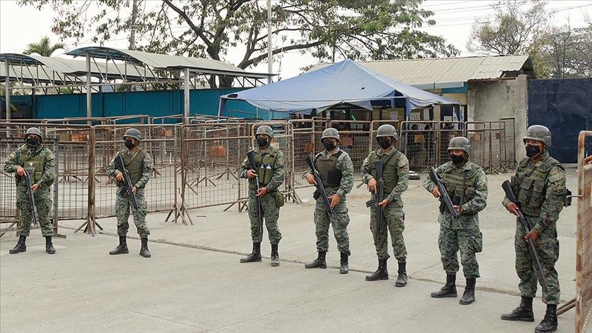 Теракт в Эквадоре: 5 погибших, 16 пострадавших