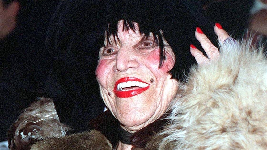 Türk sanat hayatında ilklerin kadını: Semiha Berksoy