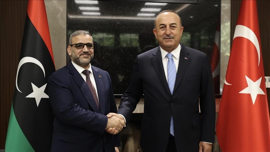 Чавушоглу: „Туркије продолжува да дава силна поддршка за братска Либија“