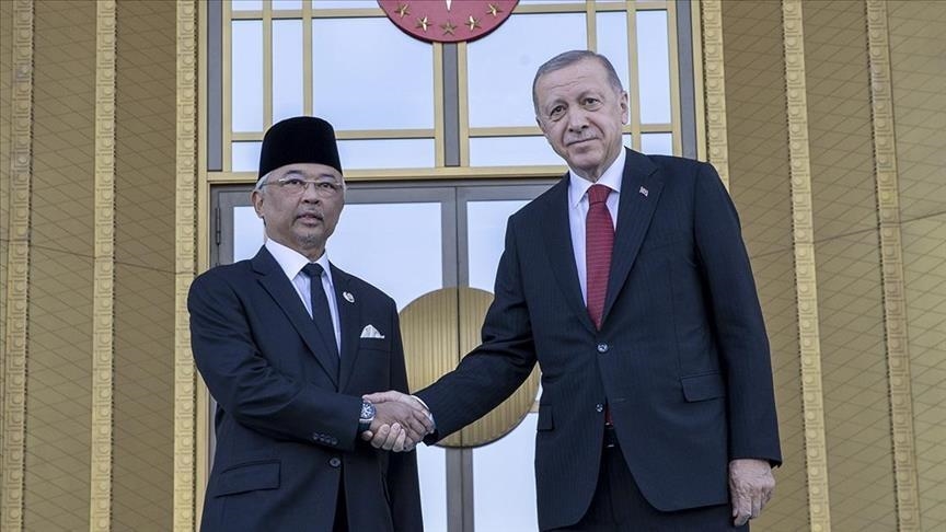 Türkiye : le roi de Malaisie, Abdullah Shah, accueilli avec une cérémonie officielle