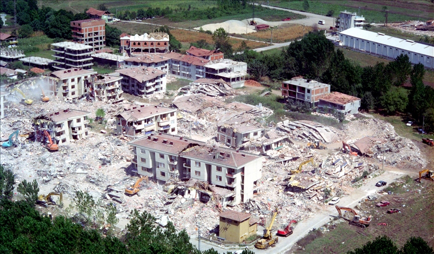 Türkiye, 23 vjet nga tërmeti shkatërrues në Marmara