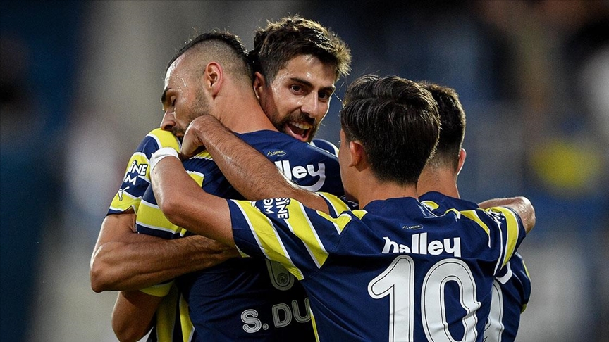 Fenerbahçe, UEFA Avrupa Ligi yolunda avantaj arıyor Fenerbahçe, UEFA Avrupa Ligi yolunda avantaj arıyor