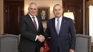Dışişleri Bakanı Çavuşoğlu, KKTC Çalışma ve Sosyal Güvenlik Bakanı Taçoy ile görüştü 