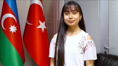 دانش‌آموز موفق آذربایجان برای تحصیل در رشته پزشکی ترکیه را برگزید
