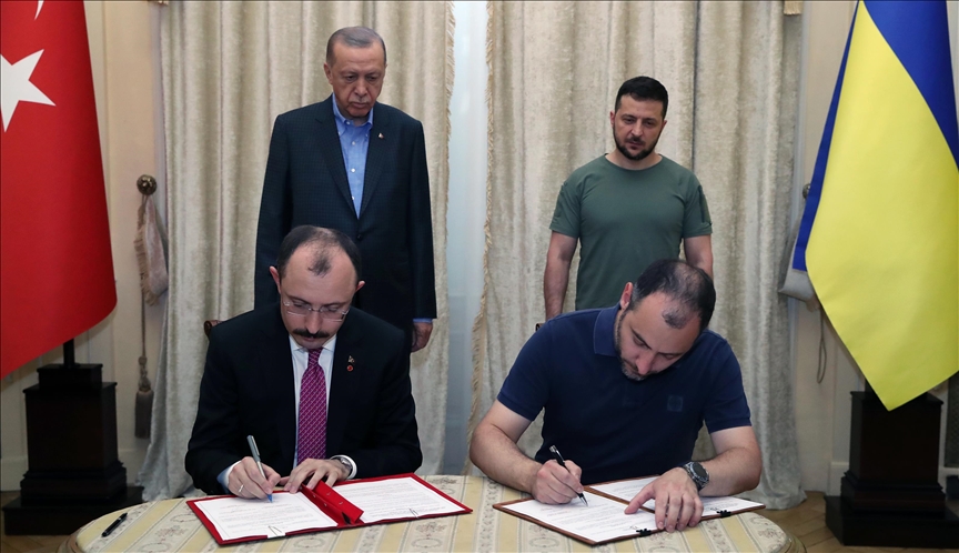 Ankara, Kyiv sign MoU on reconstruction of Ukrainian infrastructure