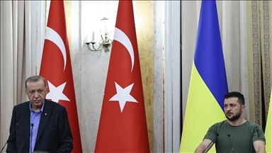 أردوغان يختتم زيارته إلى أوكرانيا
