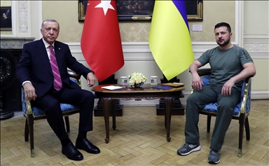 Përfundon takimi Erdoğan-Zelenskyy në Lviv