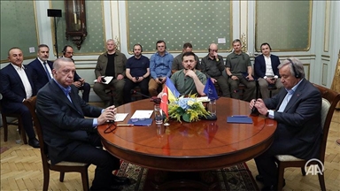 Ukraine: réunion entre Erdogan, Zelensky et Guterres à Lviv 