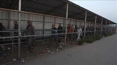 إسرائيل تزيد عدد تصاريح العمال من قطاع غزة