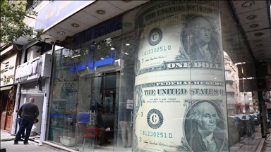 هل يمهد شح الدولار لتعويم الجنيه المصري؟ (تحليل)