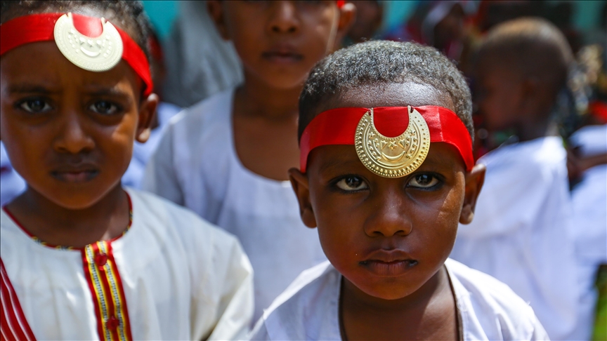 İHH, Sudan'da 450 çocuğu sünnet ettirdi 