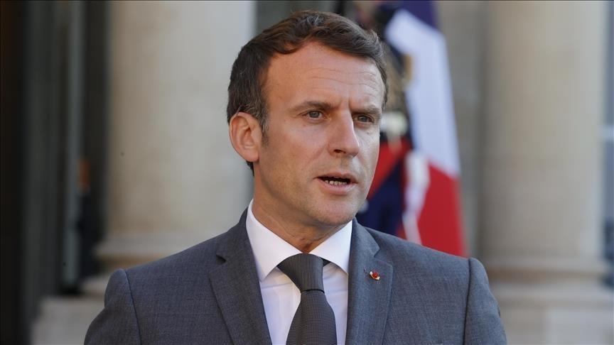 Guerre en Ukraine : Macron appelle la communauté internationale à ne  démontrer "aucune faiblesse" face à la