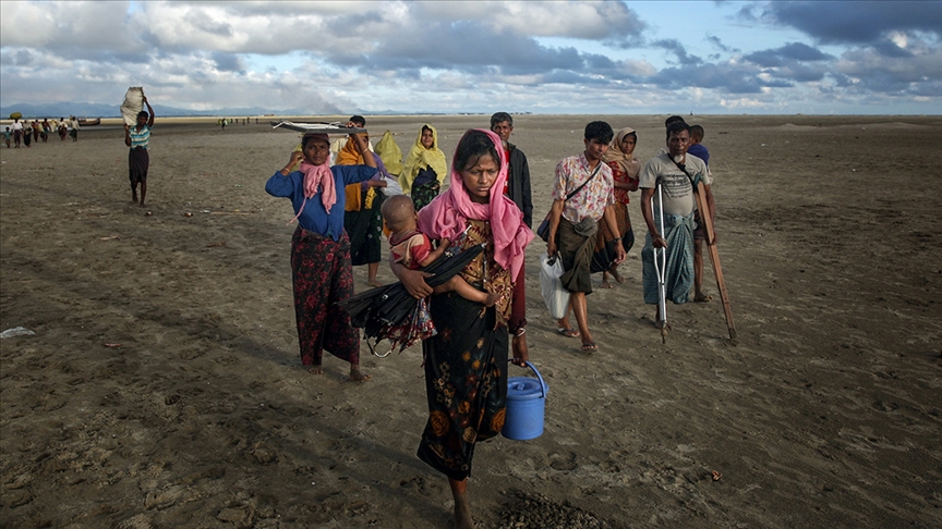 Myanmar'da Arakanlı Müslümanların topraklarını terk etmesinin üzerinden 5 yıl geçti