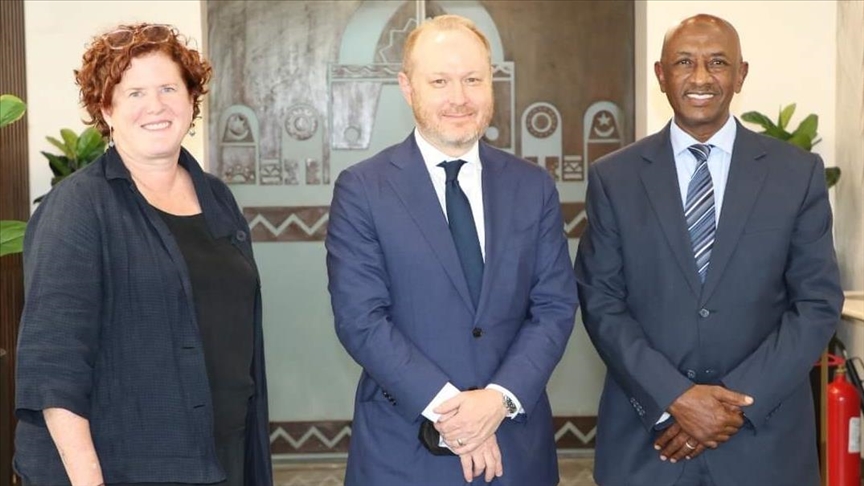 سفير أمريكي يتسلم مهامه بالسودان لأول مرة منذ 25 عاما