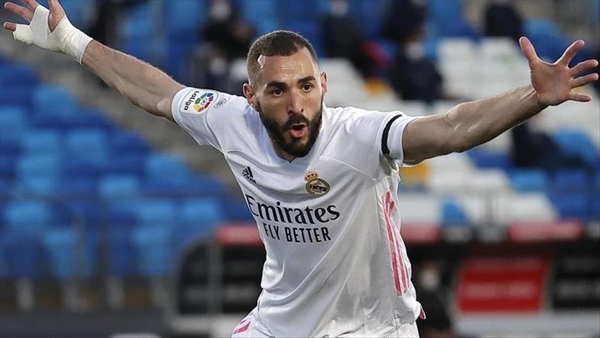 Karim Benzema désigné meilleur joueur de l’année par l’UEFA 