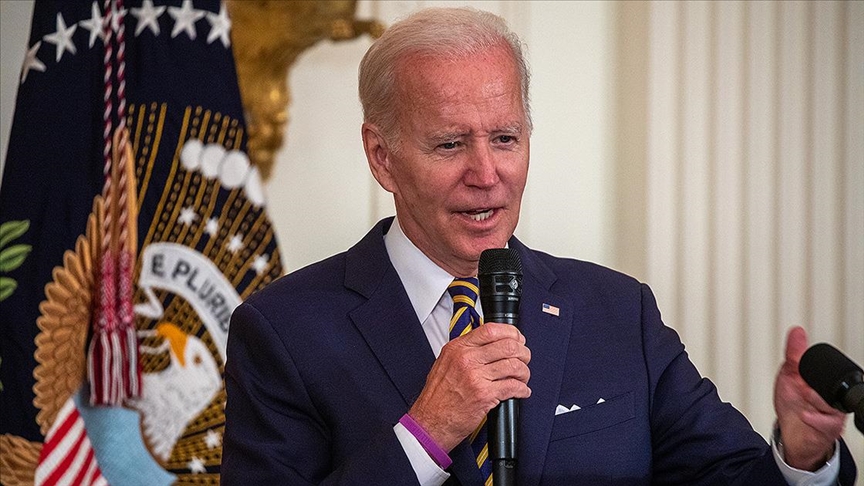 Biden, çip üretim yasasının uygulamaya konulması için kararname imzaladı