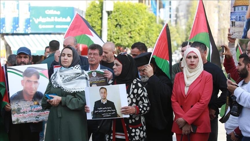الفلسطينيون يحيون "اليوم الوطني" لاسترداد جثامين تحتجزها إسرائيل 