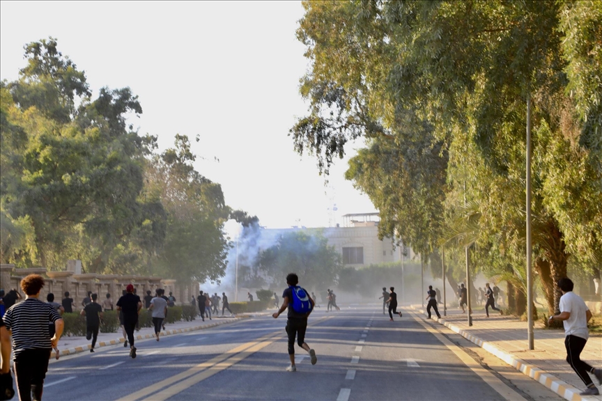10 protesters killed amid unrest in Iraq