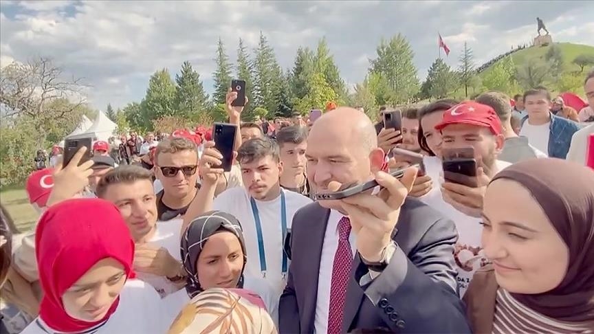 Эрдоган: молодежь Турции следует заветам героев Думлупынара