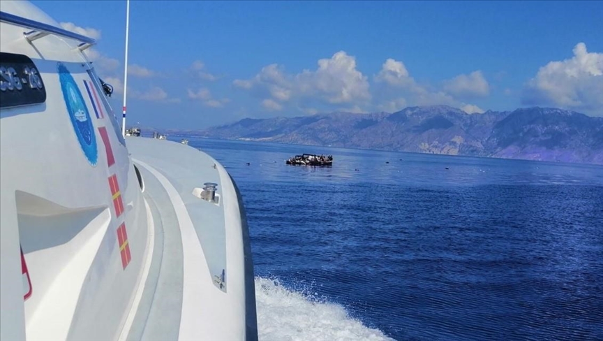 У берегов Турции в Эгейском море спасены десятки мигрантов