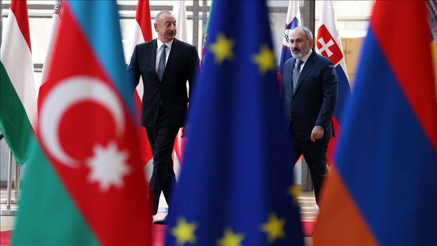 Meeting in Brussels, Azerbaijani, Armenian leaders agree to step up work on peace treaty