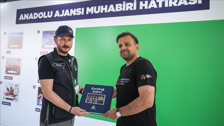 Dijital Dönüşüm Ofisi Başkanı Koç, TEKNOFEST KARADENİZ'de AA standını ziyaret etti