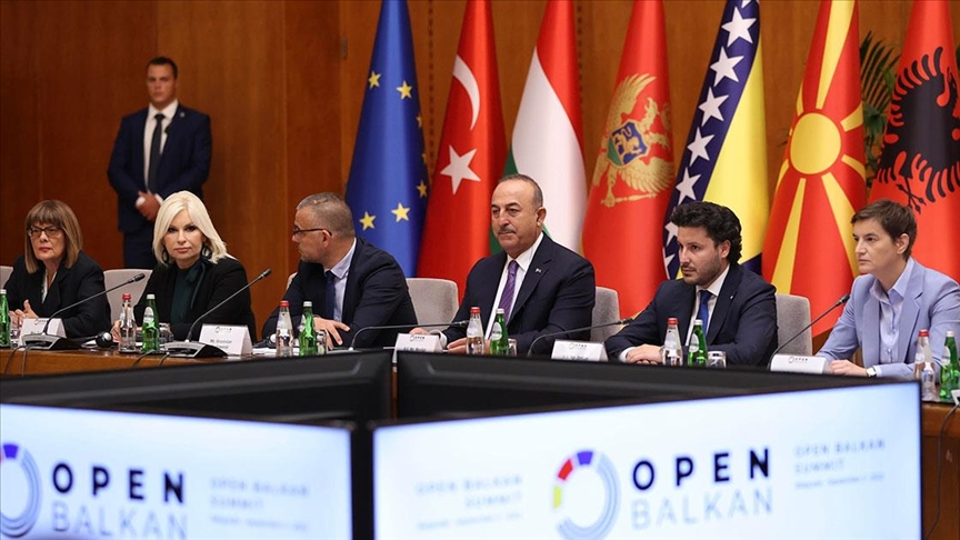 Dışişleri Bakanı Çavuşoğlu'nun Açık Balkan Girişimi'nin Belgrad Zirvesi'ndeki temasları