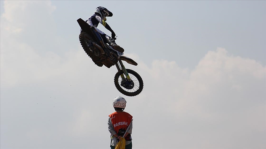 Dünya Motokros Şampiyonası heyecanı Afyonkarahisar'da başladı