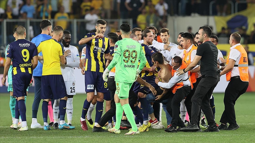 Beşiktaş'tan MKE Ankaragücü maçının ardından yaşanan olaylarla ilgili açıklama: Tahriklere kapılmayalım