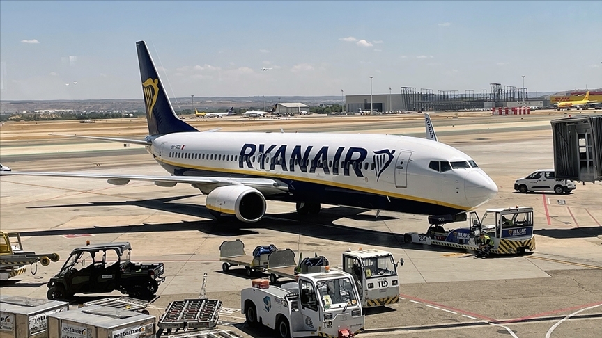 Ryanair, Brüksel Havalimanı'ndan çekiliyor
