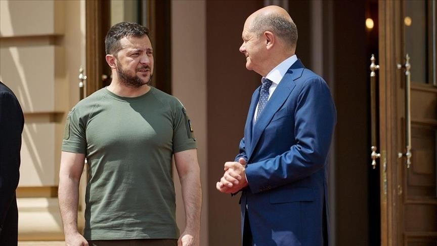 Шольц и Зеленский обсудили ситуацию в Украине