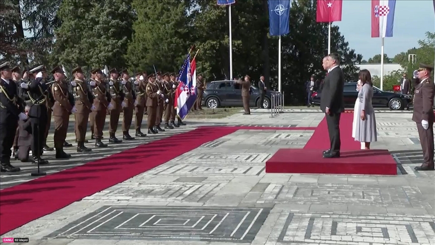 В Загребе состоялась церемония официальной встречи президента Турции