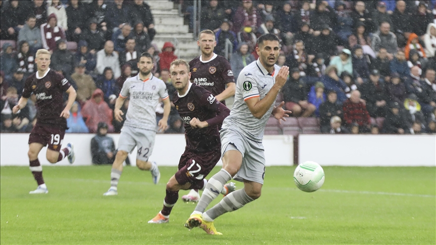 Medipol Başakşehir, İskoçya temsilcisi Hearts'ı 4-0 yendi
