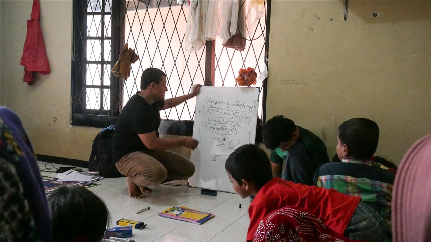 Rohingya plea for education to deter risks of becoming a lost generation