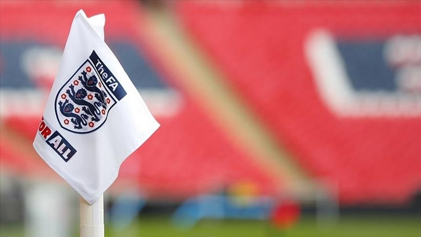 England postpones this weekend's football fixtures to mourn death ...