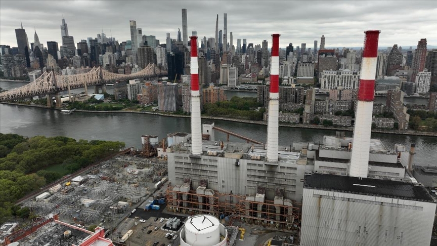 New York'un en büyük fosil yakıt santrali yenilenebilir enerji tesisine dönüştürülecek