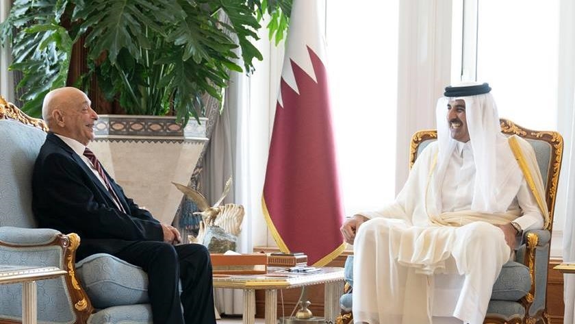 أمير قطر وعقيلة صالح يبحثان تطوّرات الأوضاع في ليبيا