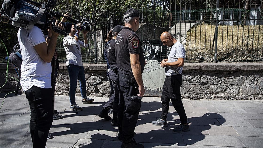 Ankara polisinden yeni eğitim yılında okul çevrelerinde denetim