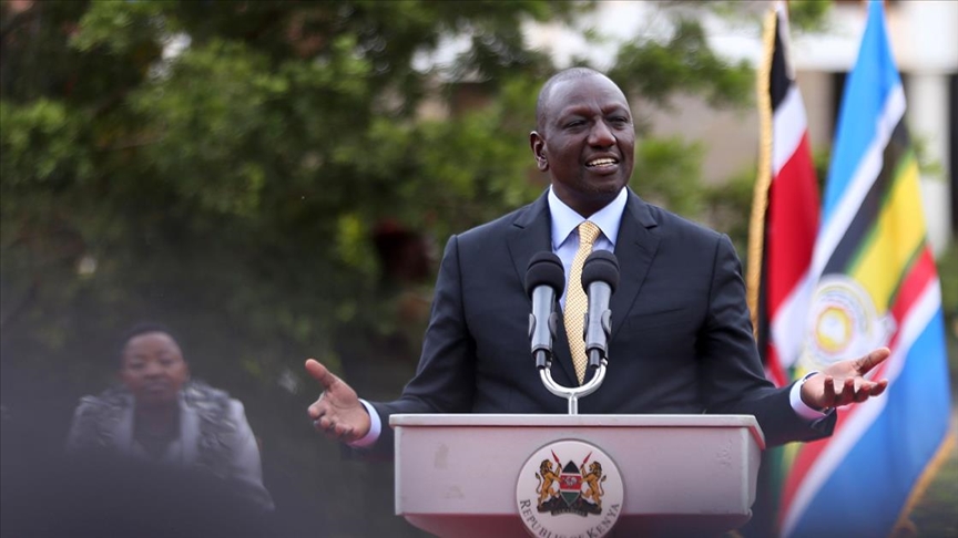 وليام روتو يؤدي اليمين الدستورية رئيسا لكينيا 