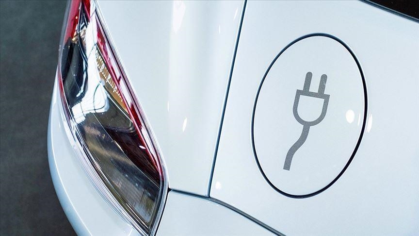 High lithium prices, potential supply disruptions could slow down electric vehicle growth