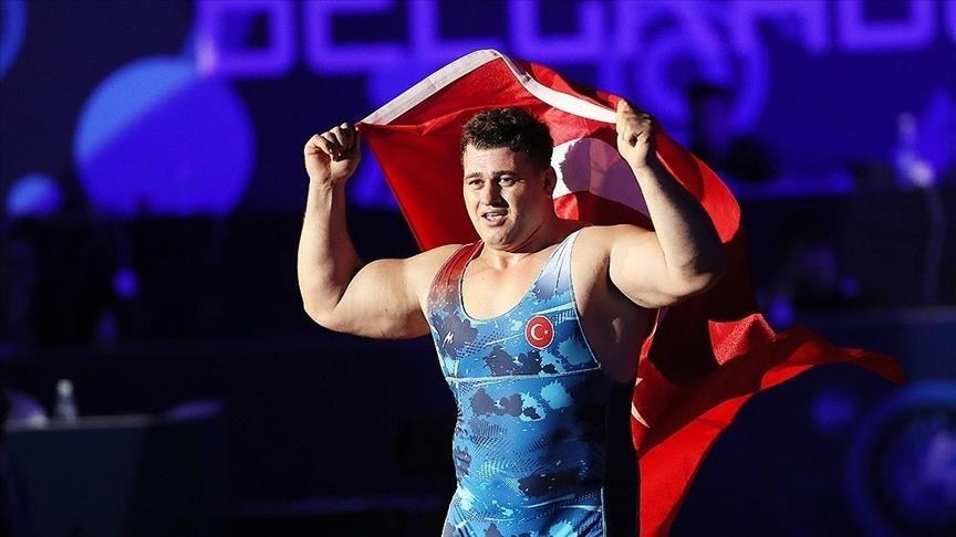 Le lutteur turc Riza Kayaalp remporte son 5ème titre de champion du monde