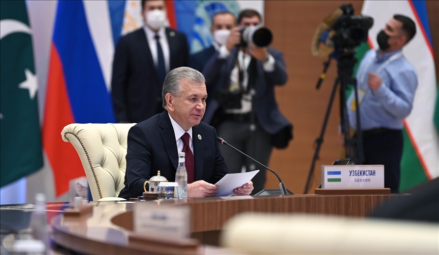 Мирзиёев призвал сообща бороться с вызовами современности