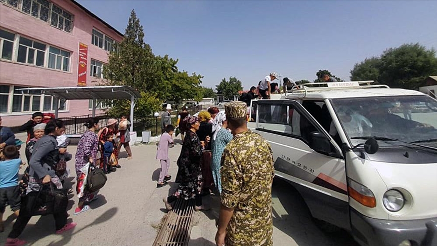 Kırgızistan ile Tacikistan sınırında çıkan silahlı çatışmada 81 Kırgız yaralandı
